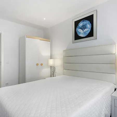 Apartment Natalina T2 *